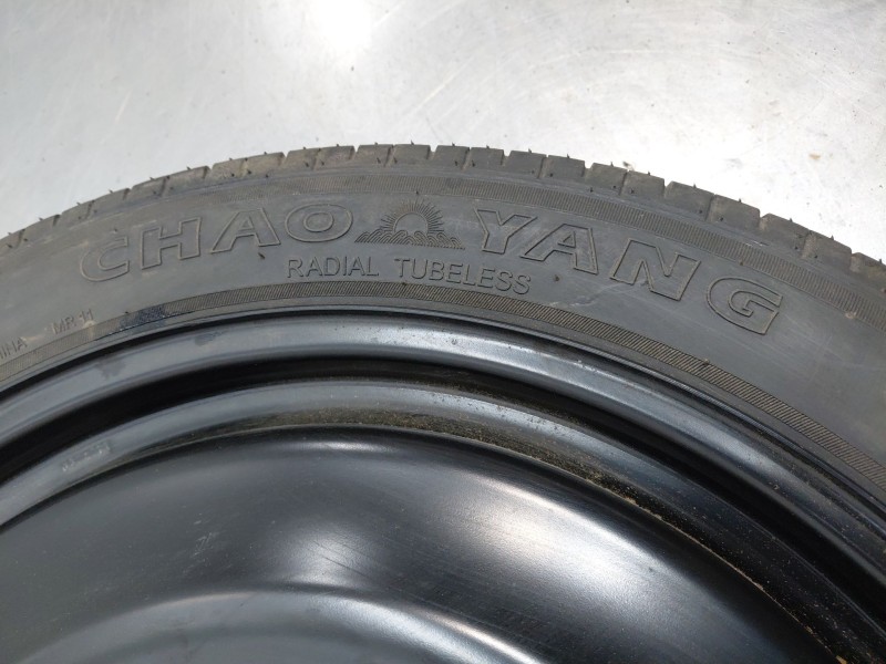 Recambio de neumatico repuesto para volvo v90 kombi momentum referencia OEM IAM   