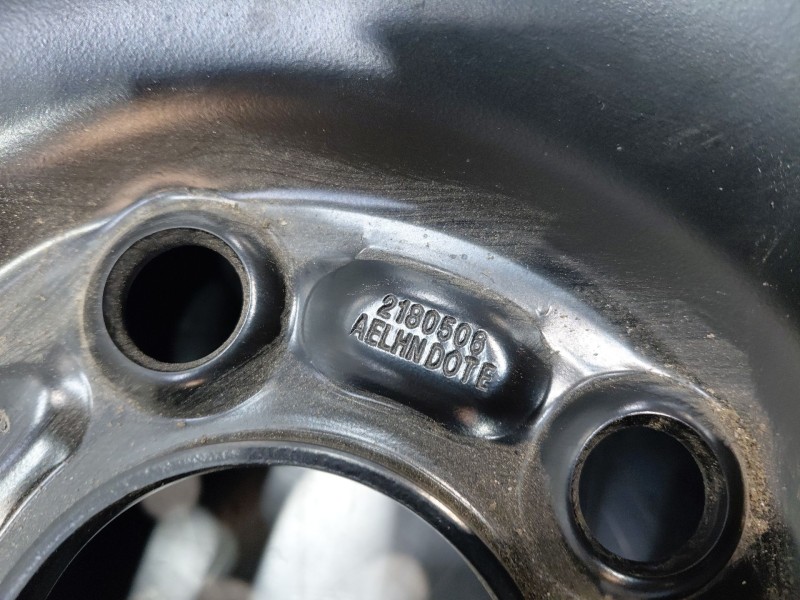 Recambio de neumatico repuesto para volvo v90 kombi momentum referencia OEM IAM   