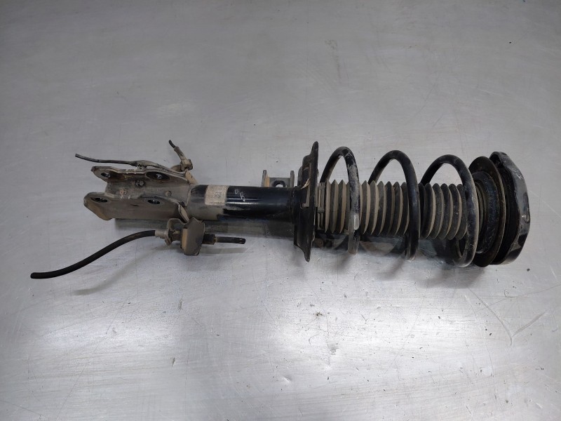 Recambio de amortiguador delantero derecho para ford kuga ecoblue referencia OEM IAM   