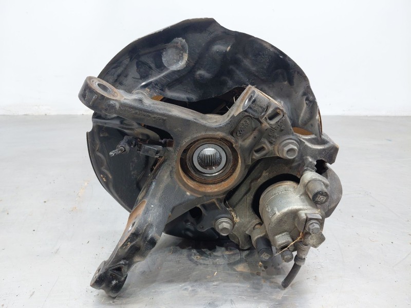 Recambio de mangueta delantera derecha para ford kuga ecoblue referencia OEM IAM   