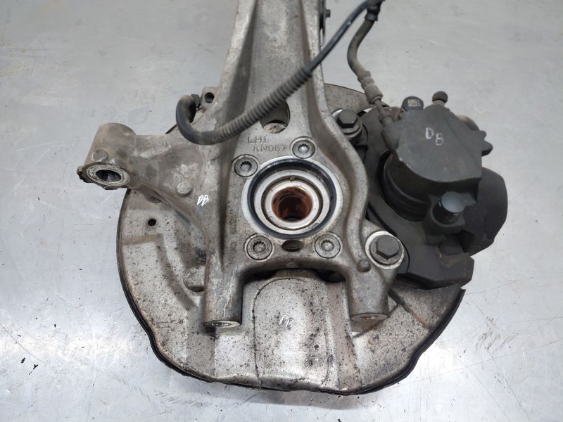 Recambio de mangueta delantera izquierda para volvo v90 kombi momentum referencia OEM IAM   