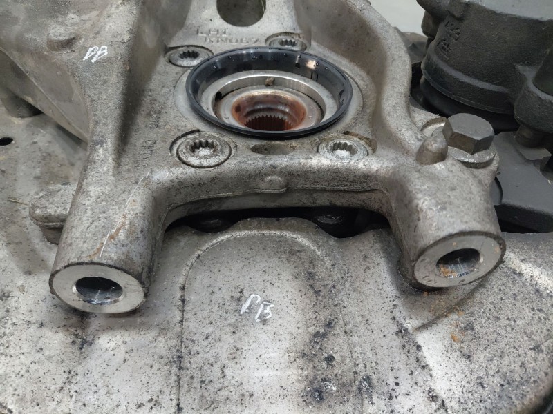 Recambio de mangueta delantera izquierda para volvo v90 kombi momentum referencia OEM IAM   