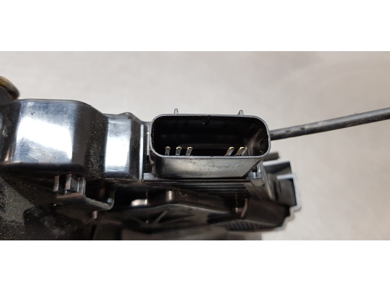 Recambio de cerradura puerta trasera izquierda para kia carens ( ) concept referencia OEM IAM 81410A4030  