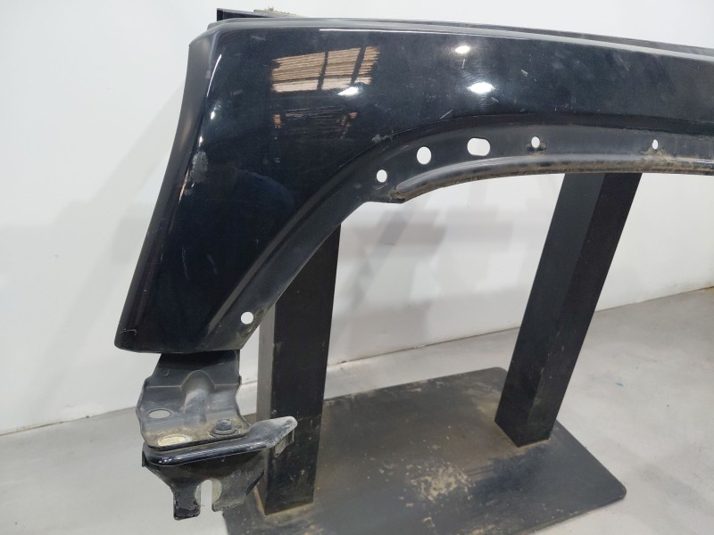 Recambio de aleta delantera izquierda para jeep cherokee (kj) sport referencia OEM IAM   