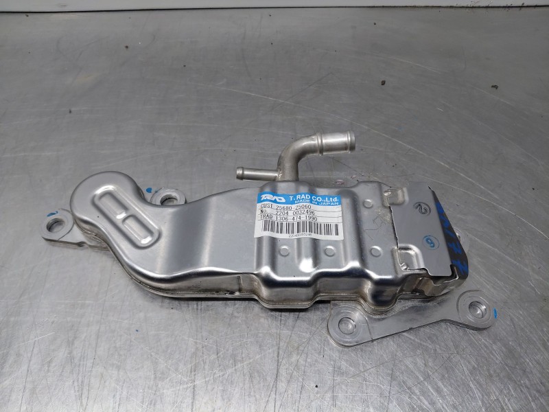 Recambio de enfriador egr para toyota rav 4 plug-in hybrid advance referencia OEM IAM 2568025060  