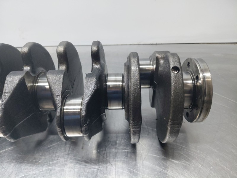 Recambio de cigueñal para ford tourneo courier (c4a) ambiente referencia OEM IAM   