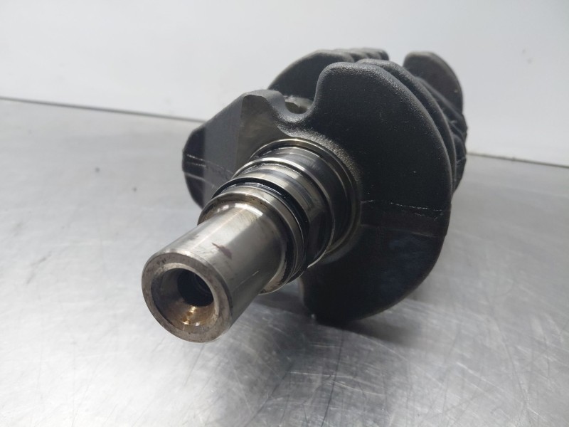Recambio de cigueñal para ford tourneo courier (c4a) ambiente referencia OEM IAM   