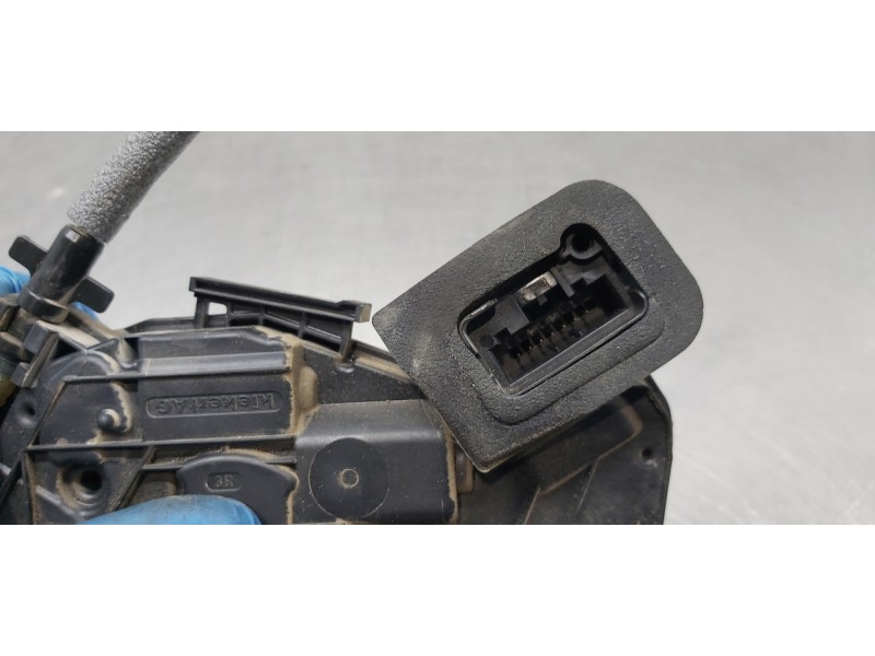 Recambio de cerradura puerta delantera derecha para volkswagen caddy furgón/kombi furgón bluemotion referencia OEM IAM 5K1837016 Recambio de cerradura puerta delantera derecha para volkswagen caddy furgón/kombi furgón bluemotion referencia OEM IAM 5K1837016