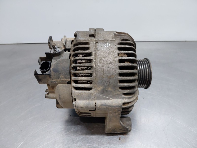 Recambio de alternador para bmw x5 (e70) xdrive 30 d referencia OEM IAM 12317801124  