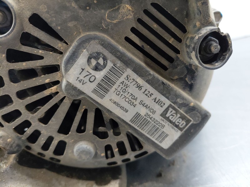 Recambio de alternador para bmw x5 (e70) xdrive 30 d referencia OEM IAM 12317801124  