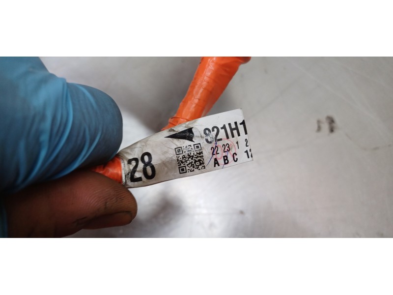 Recambio de cable positivo bateria - borne positivo para toyota corolla touring sports (e21) hybrid active referencia OEM IAM 82