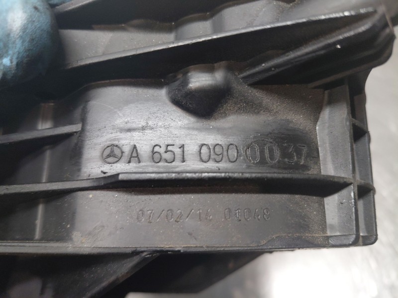 Recambio de colector admision para mercedes-benz clase gla (w156) 200 d referencia OEM IAM A6510904937 A6510900037 