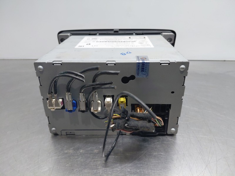 Recambio de sistema audio / radio cd para mercedes-benz clase a (w176) design referencia OEM IAM A2469006317  