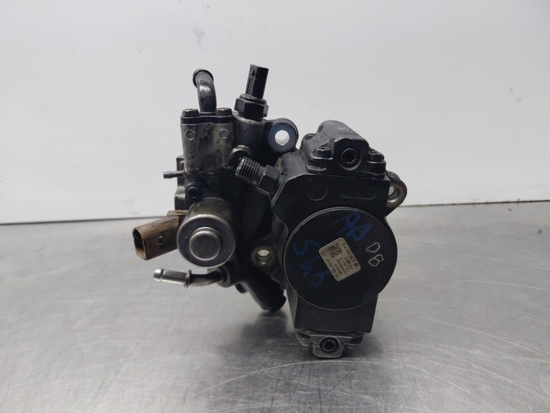 Recambio de bomba inyeccion para mercedes-benz clase gla (w156) 200 d referencia OEM IAM A6510701801  