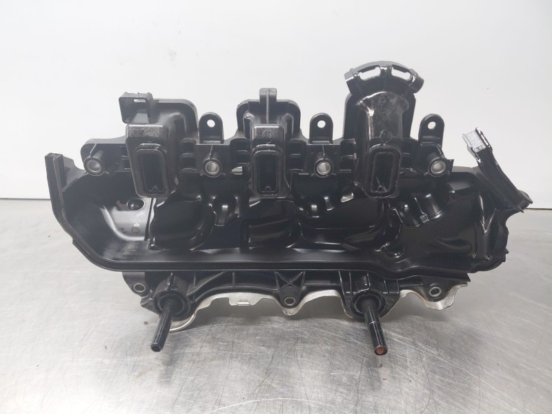 Recambio de colector admision para renault scenic iv grand zen referencia OEM IAM 118306606R  