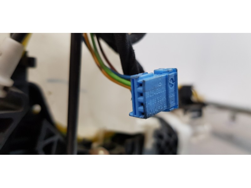 Recambio de cerradura puerta trasera izquierda para mercedes clase s (w220) berlina 430 (220.070) referencia OEM IAM 2207300435 