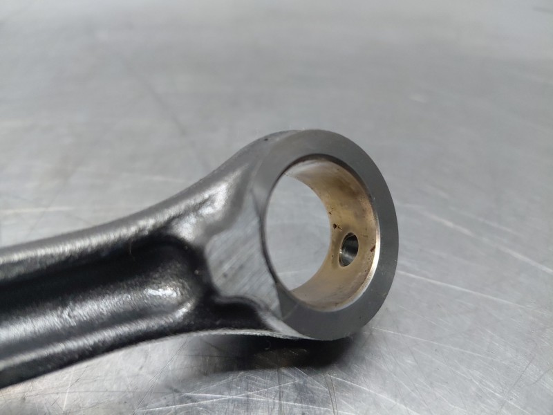 Recambio de biela para toyota rav 4 plug-in hybrid advance referencia OEM IAM 1320129815A0  