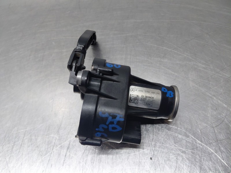 Recambio de colector admision para mercedes-benz clase gla (w156) 200 d referencia OEM IAM A6511500094  