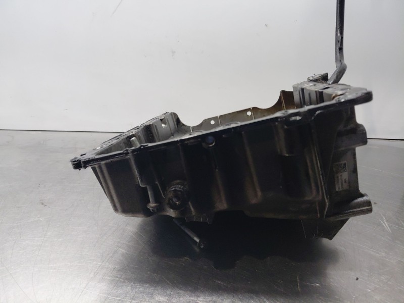 Recambio de carter para mercedes-benz clase gla (w156) 200 d referencia OEM IAM A6510107025 A6510140000 