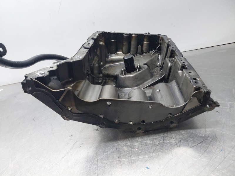 Recambio de carter para mercedes-benz clase gla (w156) 200 d referencia OEM IAM A6510107025 A6510140000 