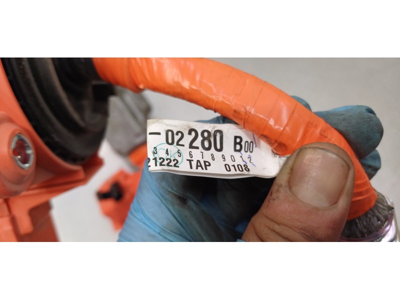 Recambio de cable positivo bateria - borne positivo para toyota corolla touring sports (e21) hybrid active referencia OEM IAM 82