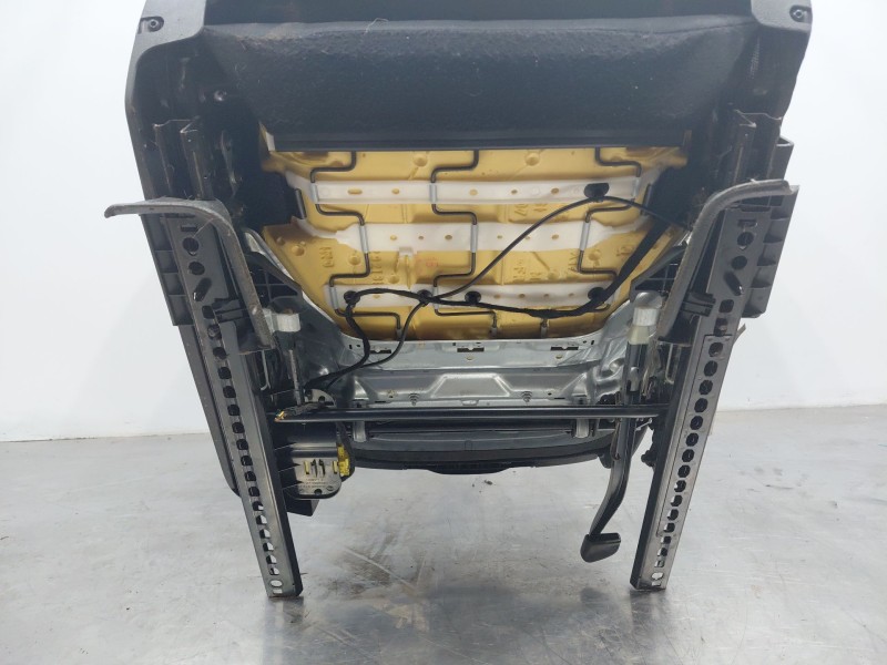 Recambio de asiento delantero izquierdo para mercedes-benz clase a (w176) design referencia OEM IAM A0999101500 A0009107904 