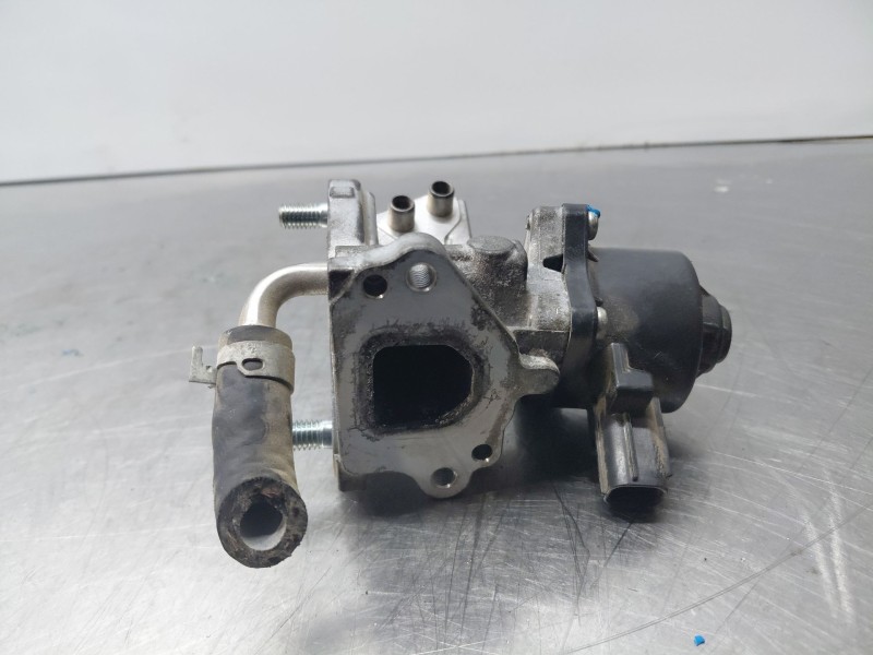 Recambio de valvula egr para toyota rav4 hybrid 4x2 advance referencia OEM IAM 2562024050 2568025060 