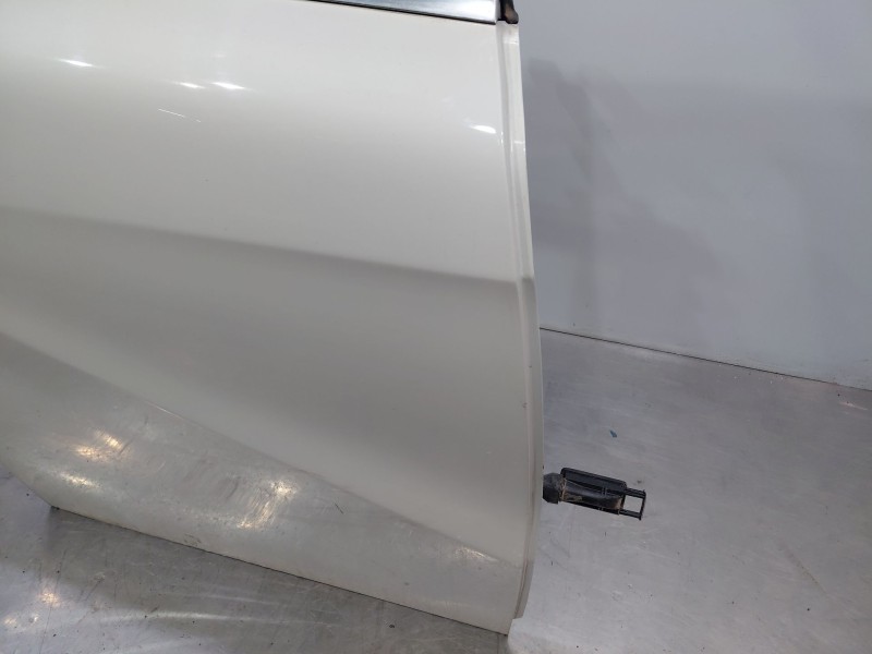Recambio de puerta trasera derecha para mercedes-benz clase a (w176) design referencia OEM IAM A1767300205  