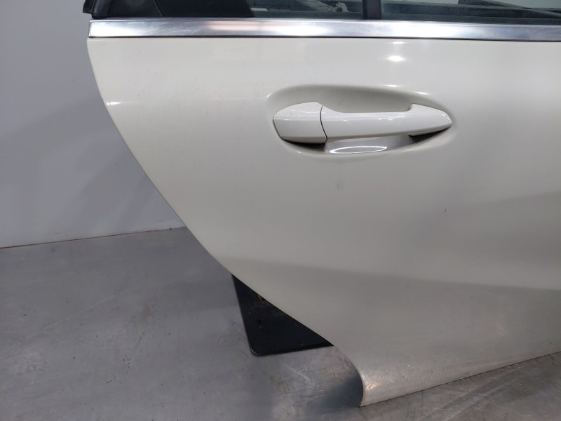 Recambio de puerta trasera derecha para mercedes-benz clase a (w176) design referencia OEM IAM A1767300205  