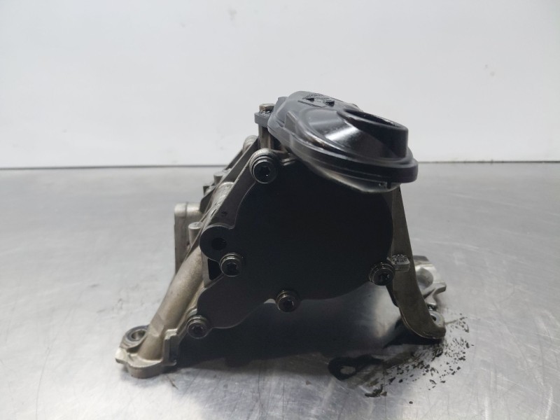 Recambio de bomba aceite para bmw serie x3 (g01) xdrive20d referencia OEM IAM 11418579944  