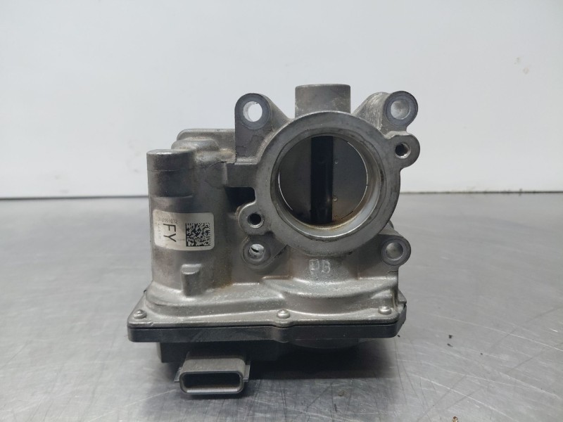 Recambio de caja mariposa para renault megane iii berlina 5 p gt line referencia OEM IAM 161204451R  