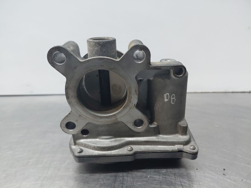 Recambio de caja mariposa para renault megane iii berlina 5 p gt line referencia OEM IAM 161204451R  