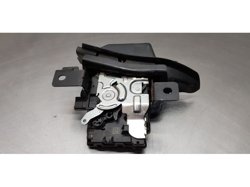 Recambio de cerradura maletero / porton para land rover range rover vogue referencia OEM IAM LR034339  