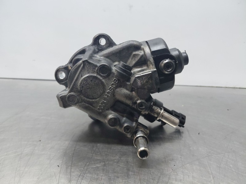 Recambio de bomba inyeccion para hyundai tucson tl referencia OEM IAM 331002A600  