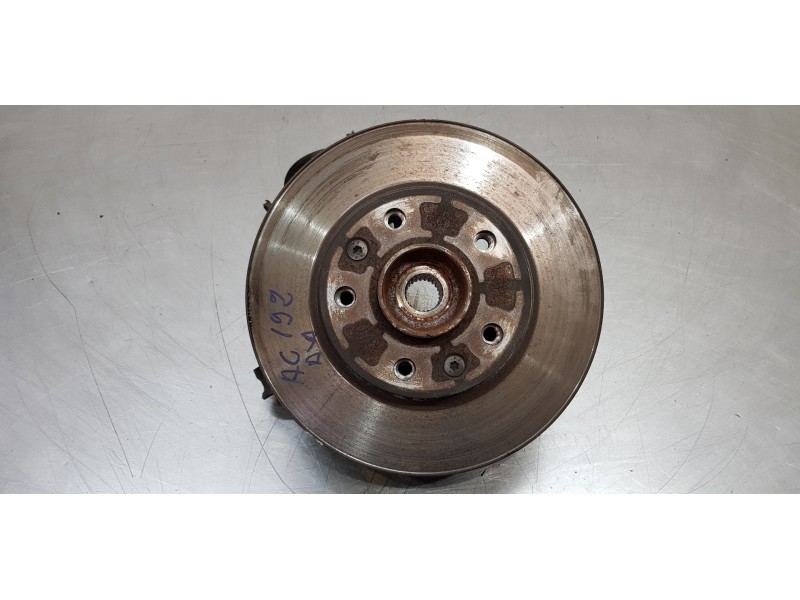 Recambio de mangueta delantera derecha para renault megane iv berlina 5p experience referencia OEM IAM 400141133R  