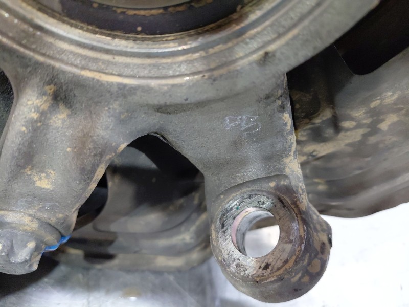 Recambio de mangueta delantera derecha para mercedes-benz clase a (w176) design referencia OEM IAM A2463320601  