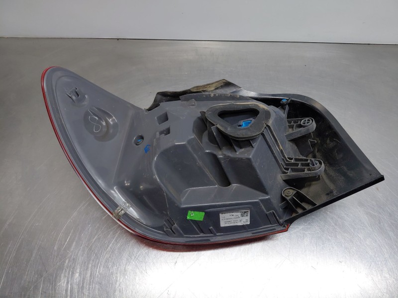 Recambio de piloto trasero derecho para mercedes-benz clase a (w176) design referencia OEM IAM A1769065100  