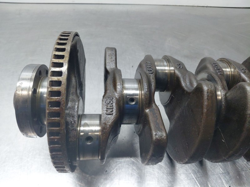 Recambio de cigueñal para audi a5 coupe (8t) essence referencia OEM IAM 06H105021F  