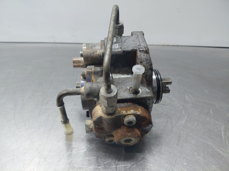 Recambio de bomba inyeccion para toyota rav 4 (a3) 4wd referencia OEM IAM 221000R010  