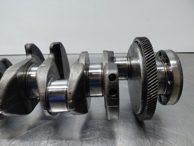 Recambio de cigueñal para hyundai tucson klass referencia OEM IAM 231102F310  