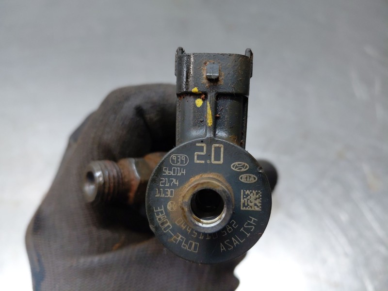 Recambio de inyector para hyundai tucson klass referencia OEM IAM 0445110582 338002F600 