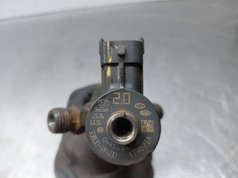 Recambio de inyector para hyundai tucson klass referencia OEM IAM 0445110582 338002F600 