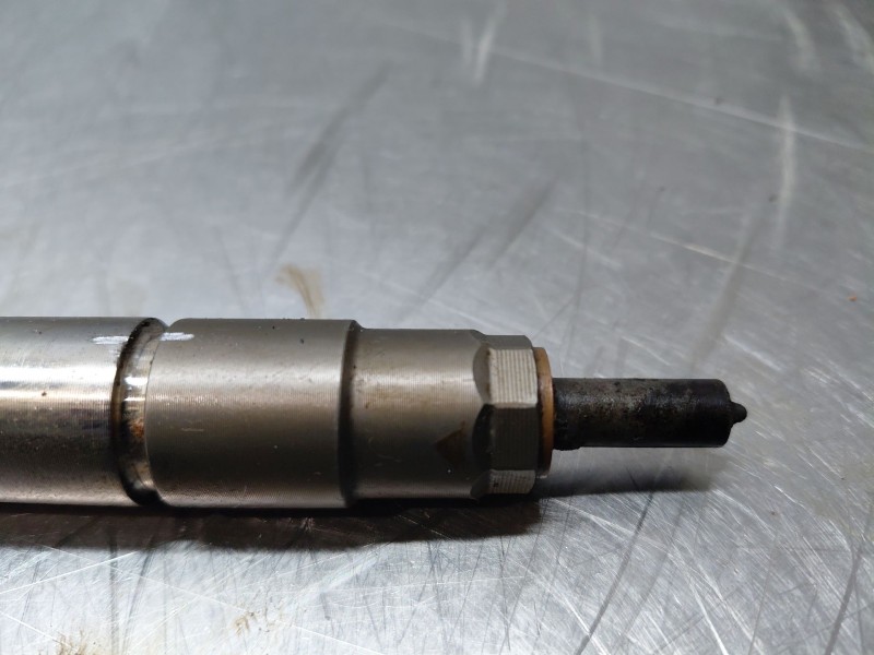 Recambio de inyector para hyundai tucson klass referencia OEM IAM 0445110582 338002F600 