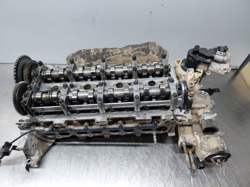 Recambio de culata para hyundai tucson klass referencia OEM IAM 553F52FU00 554F52FU00 