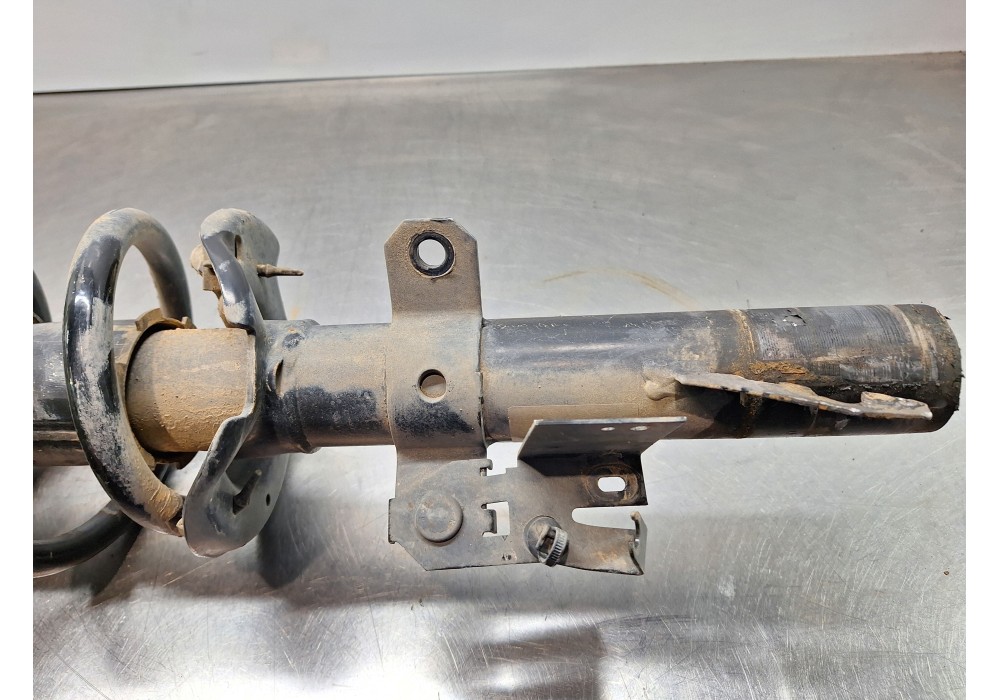 Recambio de amortiguador delantero derecho para ford transit custom kasten 330 l1 referencia OEM IAM 2185047 FK2118045AA 