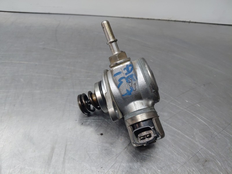 Recambio de bomba inyeccion para renault megane iii berlina 5 p gt line referencia OEM IAM 166304016R  