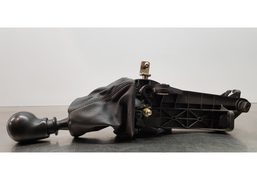 Recambio de palanca cambio para volkswagen crafter caja cerrada caja cerrada 30 batalla corta referencia OEM IAM 2E1711025C 9062