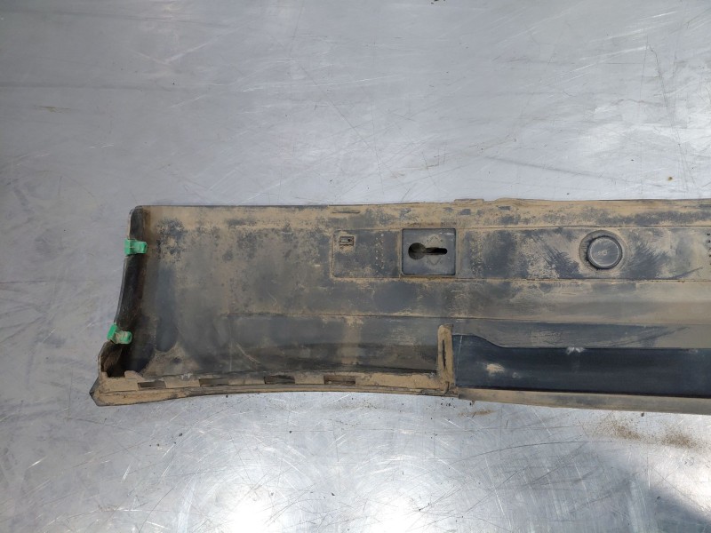 Recambio de faldon lateral para volvo v90 kombi momentum referencia OEM IAM 31420910  