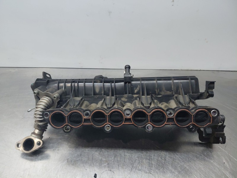 Recambio de colector admision para hyundai tucson tl referencia OEM IAM 283102A570  