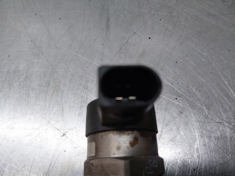 Recambio de rampa inyectora para bmw serie 3 berlina (e90) 320d referencia OEM IAM 13537800601 0445214183 0281002949